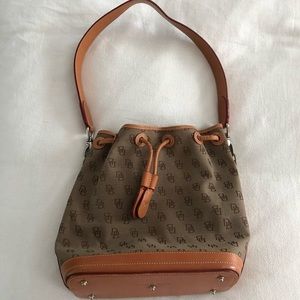 Dooney & Bourke bucket bag